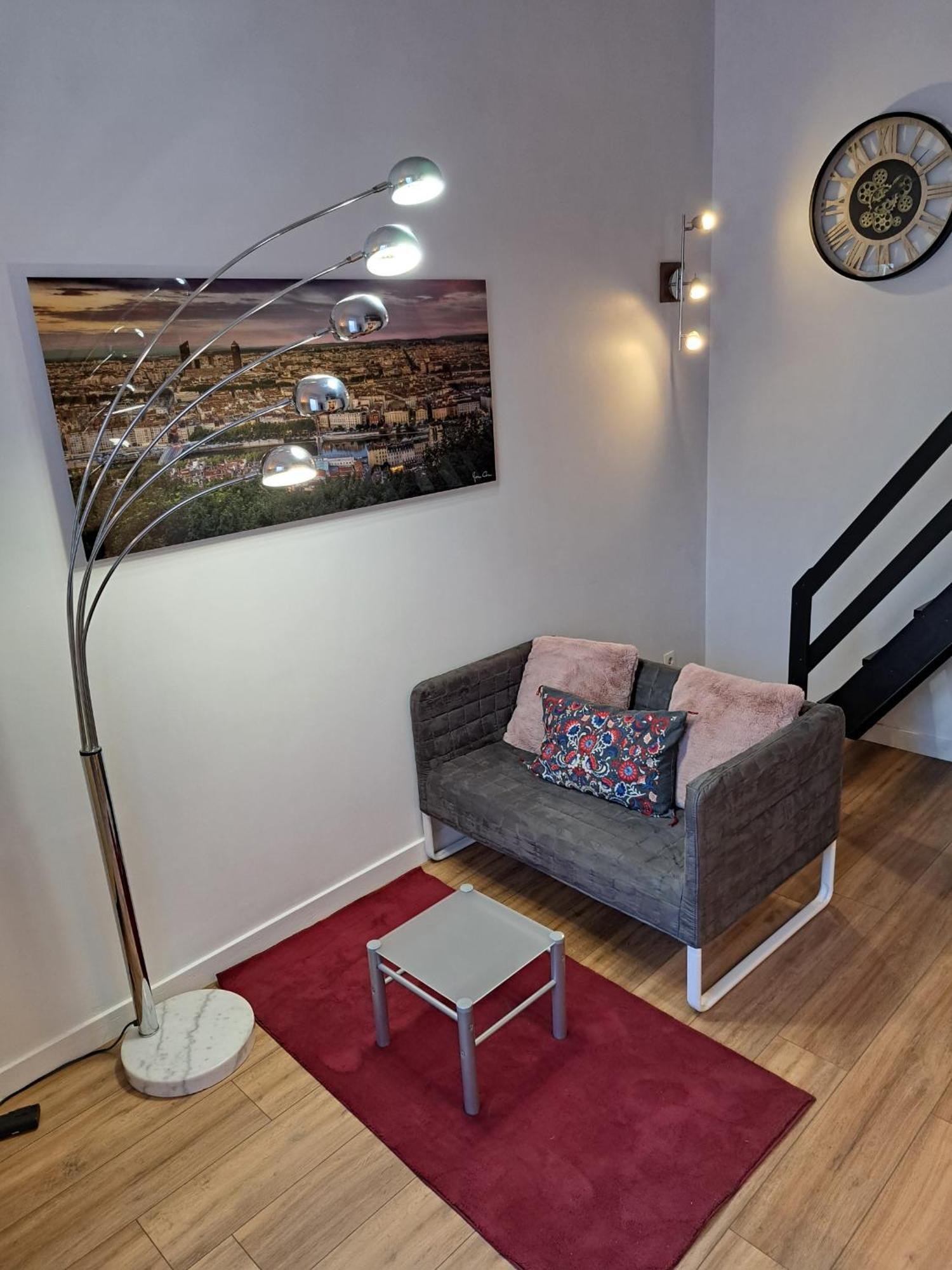Studio Cosy Entierement Renove A Deux Pas De Lyon Fontaines-sur-Saone Dış mekan fotoğraf