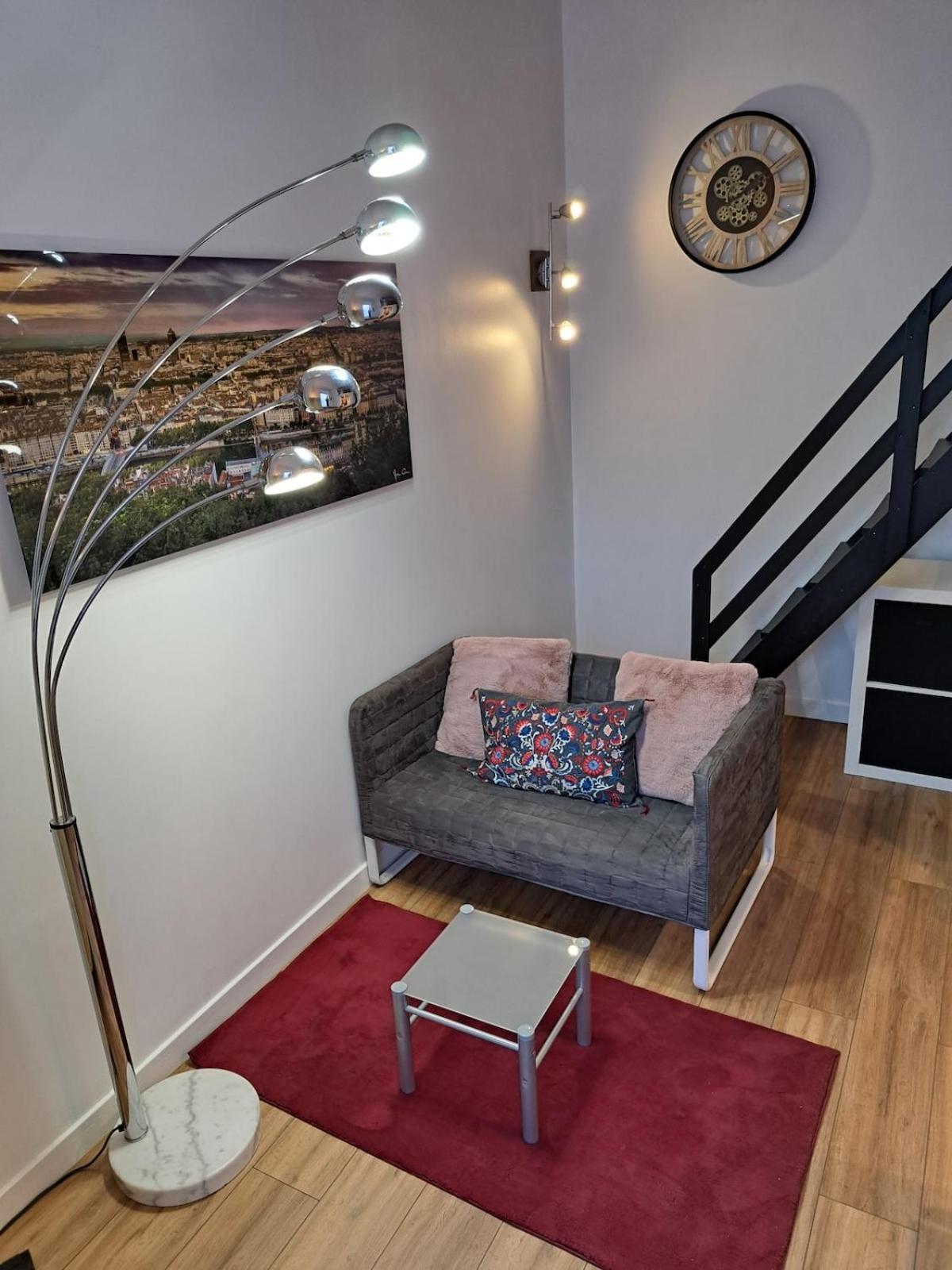 Studio Cosy Entierement Renove A Deux Pas De Lyon Fontaines-sur-Saone Dış mekan fotoğraf
