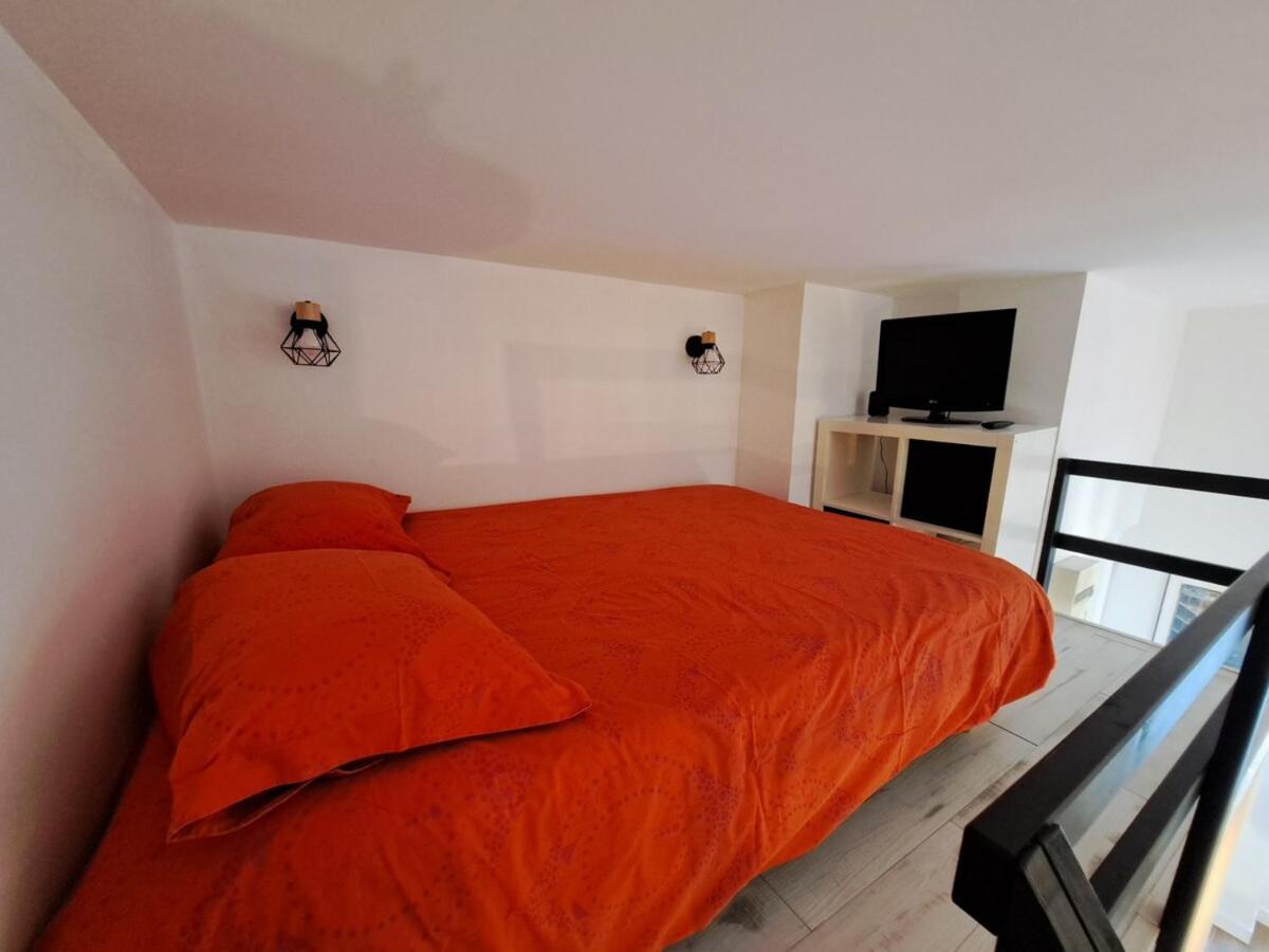Studio Cosy Entierement Renove A Deux Pas De Lyon Fontaines-sur-Saone Dış mekan fotoğraf