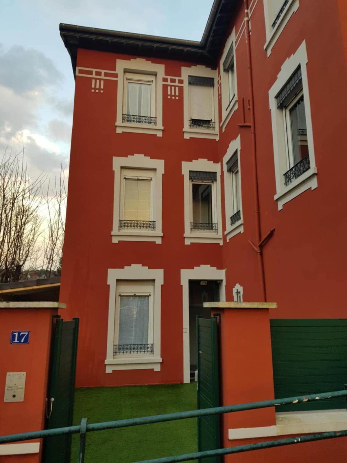 Studio Cosy Entierement Renove A Deux Pas De Lyon Fontaines-sur-Saone Dış mekan fotoğraf
